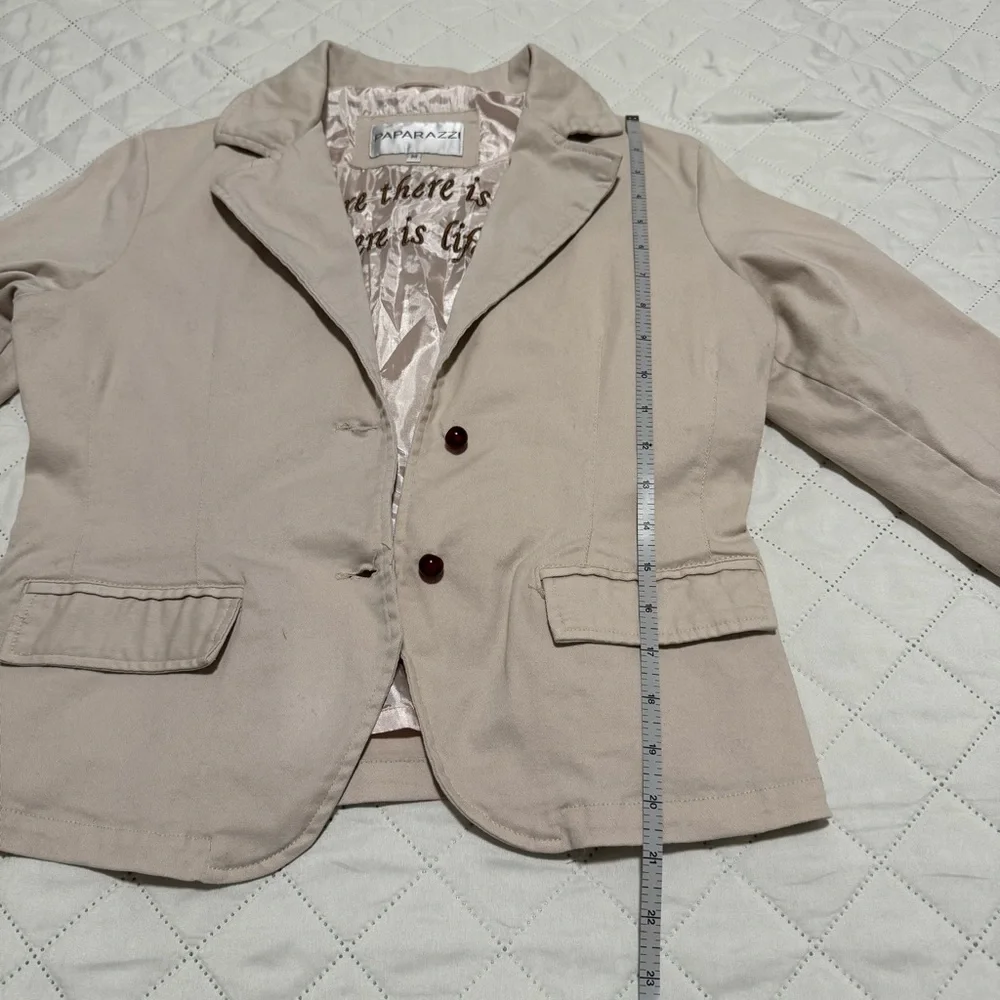 paparazzi •	brand 	•	beige